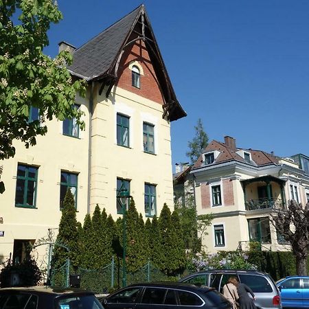 Katharinas Apartment Modling Bagian luar foto